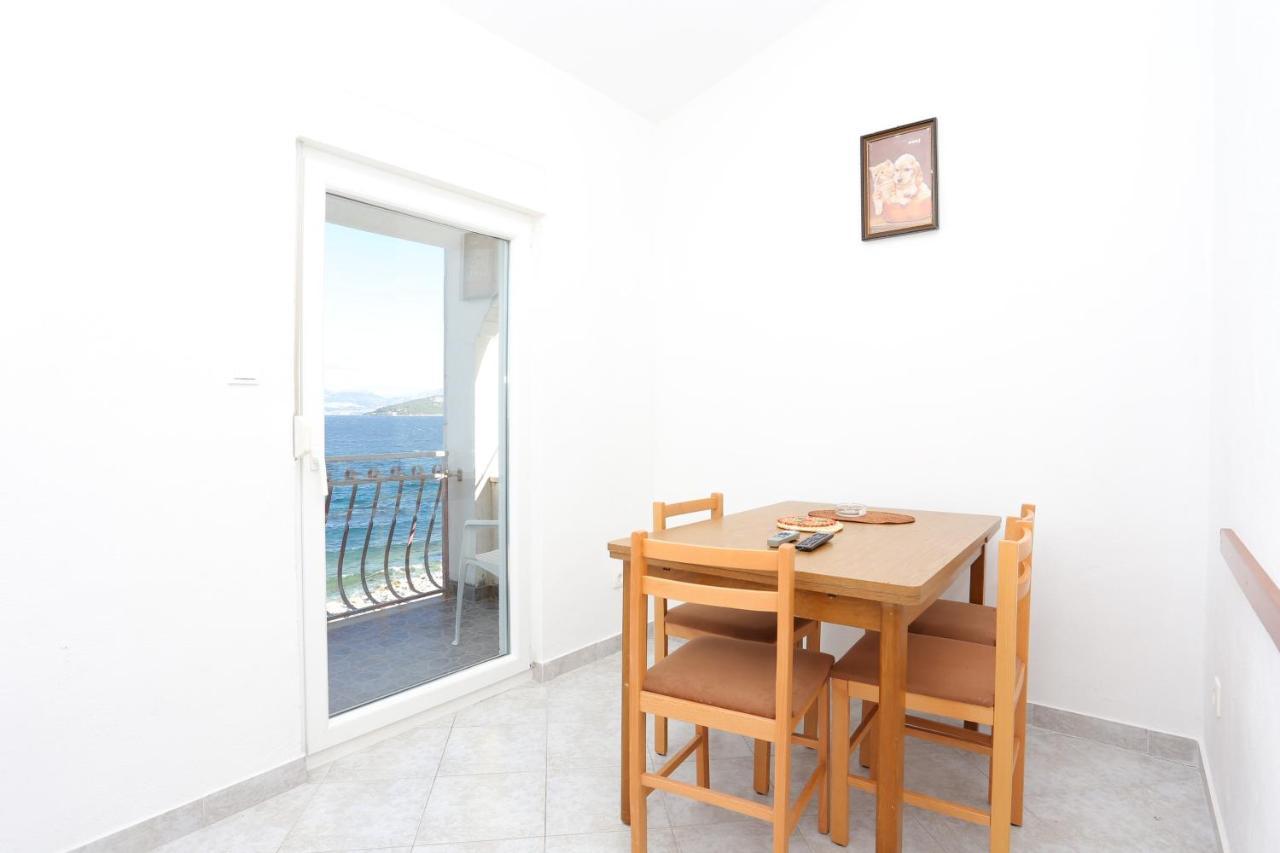 Apartments By The Sea Slatine, Ciovo - 14541 Exteriér fotografie